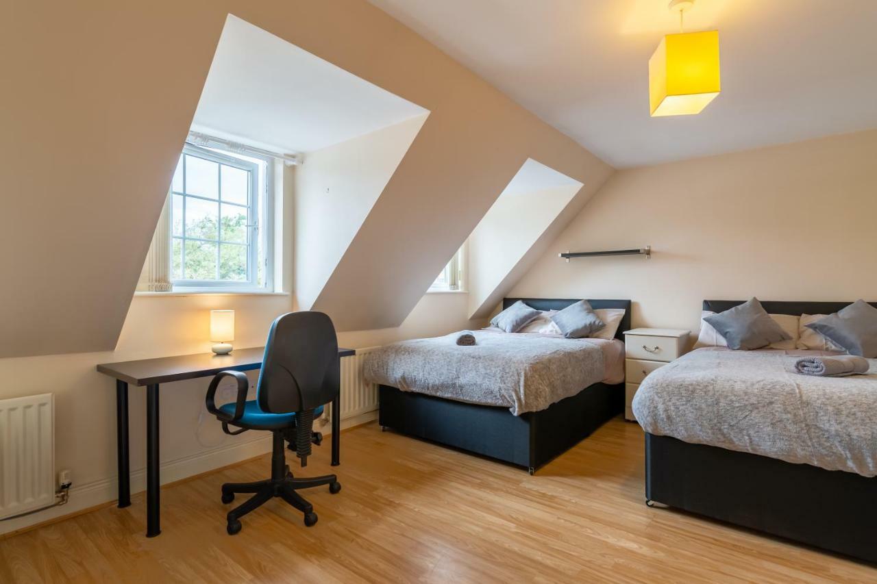 Newcastle City Centre Spacious Town House Free Parking And Wifi Exterior photo